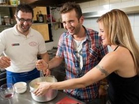Sarah Fragoso in Le Marche